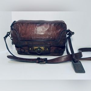 Frye Cameron Eggplant Leather Crossbody Shoulder Bag Clutch